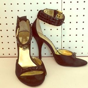 BCBG Max Azria black sandals 7 1/2